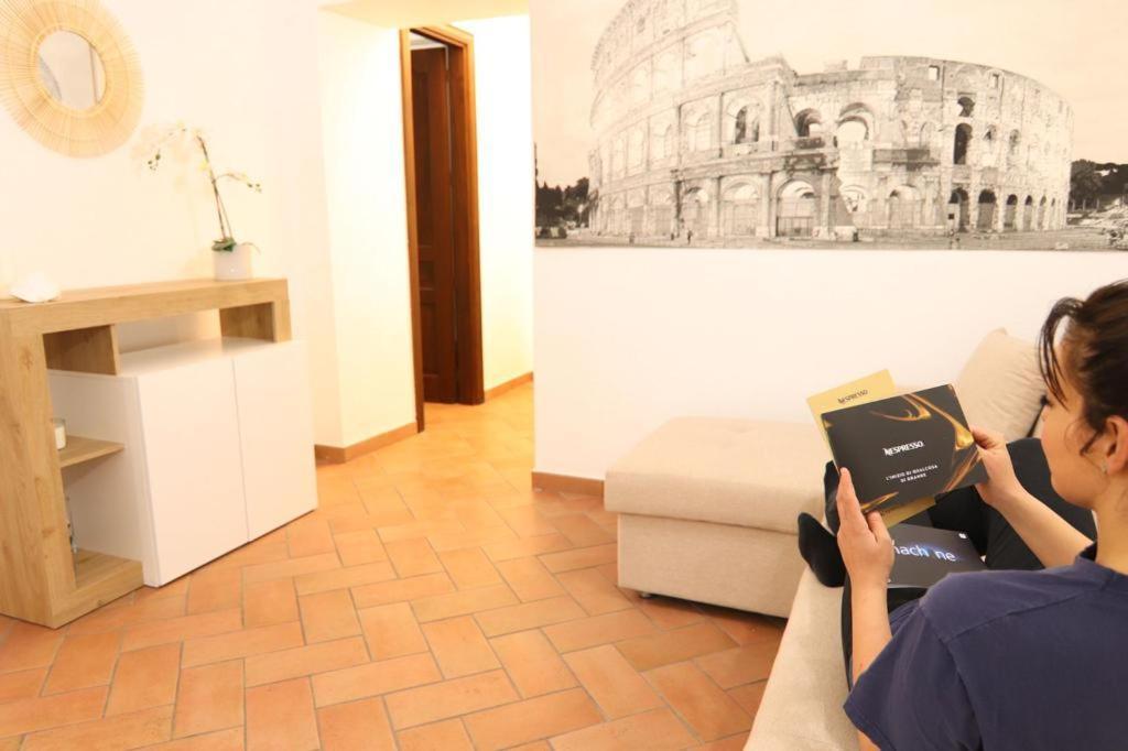 Colosseum 20 Apartment Roma Ngoại thất bức ảnh